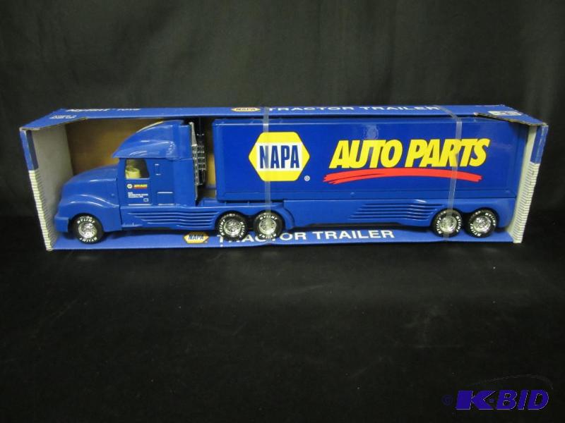 lot 6 image: NAPA Nylint Toys Tractor Trailer