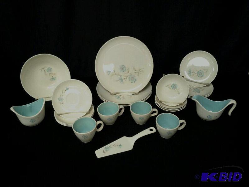lot 79 image: 24 Pcs. Ever Yours Dinnerware in Boutonniere Pattern