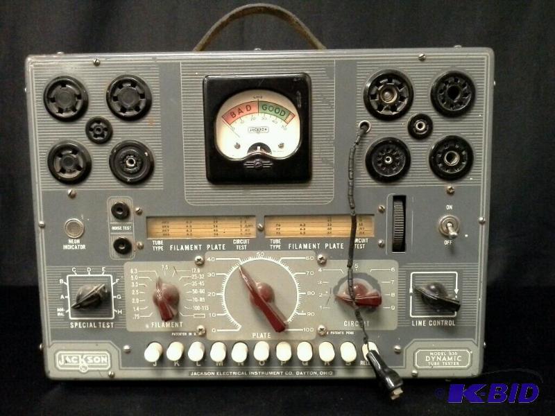 lot 88 image: Vintage Jackson model 636 tube tester