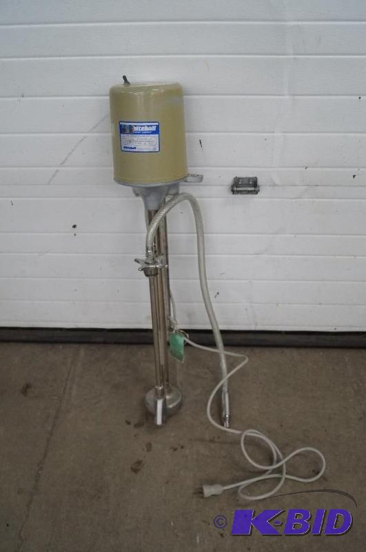 Therapy pump