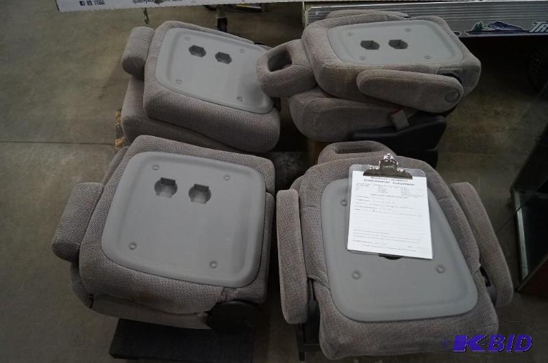 4 van Seats