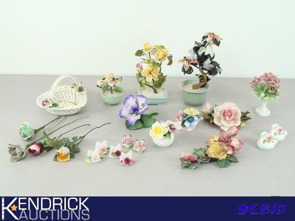 Lot of Ceramic Flower Bouquet Figurines