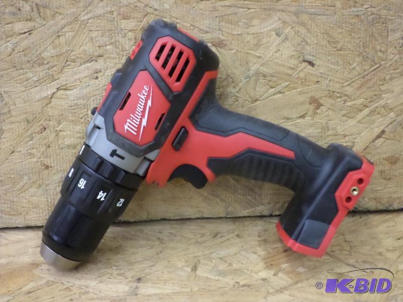 Milwaukee M18 Cordless Lithium-Ion  Hammer Dr...