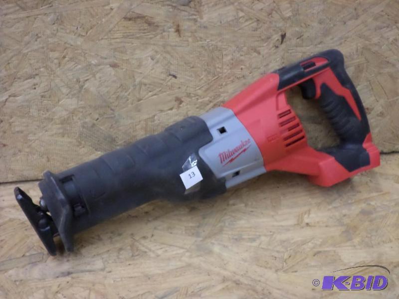Milwaukee M18 Cordless Lithium-Ion Sawzall Re...
