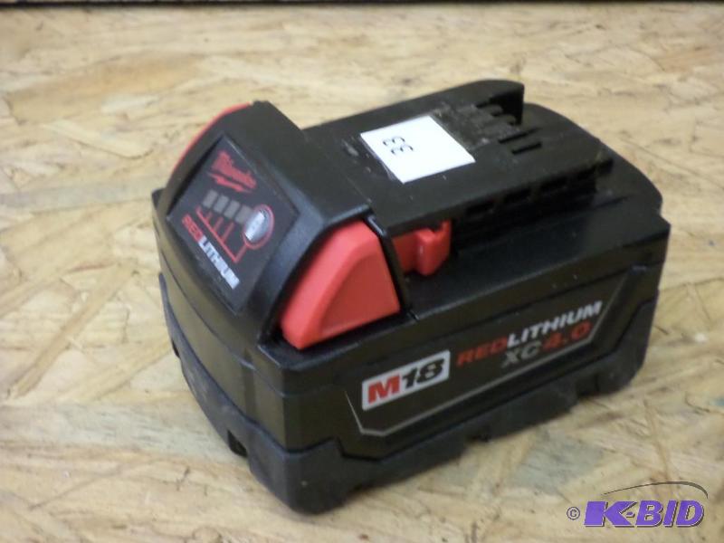 Milwaukee M18 REDLITHIUM XC 4.0 Extended Cap...