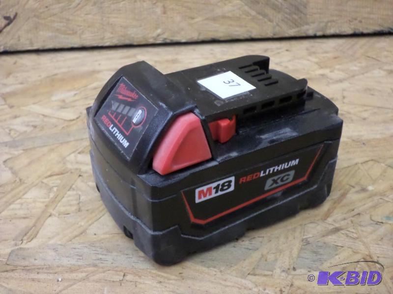 Milwaukee M18 REDLITHIUM XC 4.0 Extended Capa...