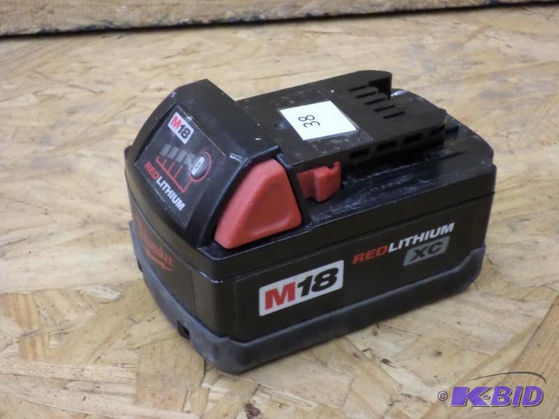 Milwaukee M18 REDLITHIUM XC 4.0 Extended Capa...