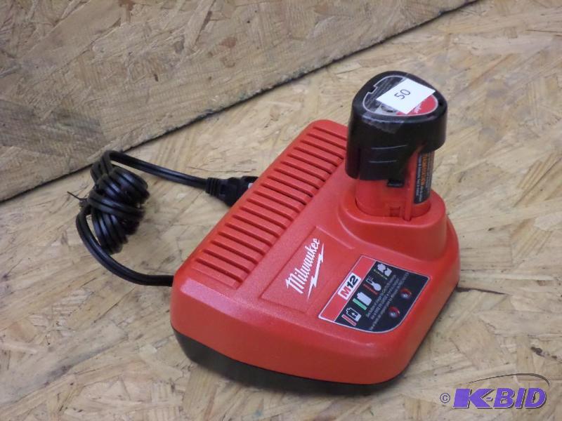 Milwaukee M12 Cordless Lithiom-Ion Battery an...
