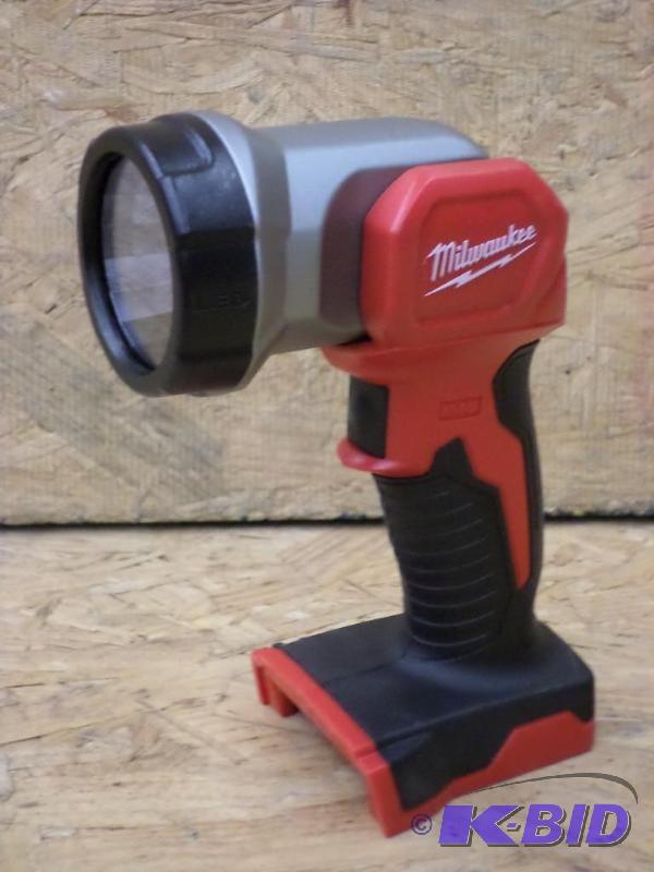 Milwaukee M18 Cordless Lithium-Ion Work Light...