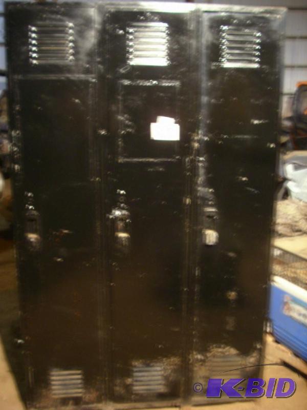 3 - 6 foot lockers...