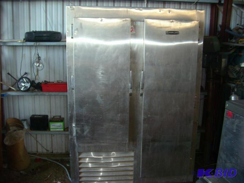 Norlake Model R42B, 53 x 79 x 35 deep, WORKS...