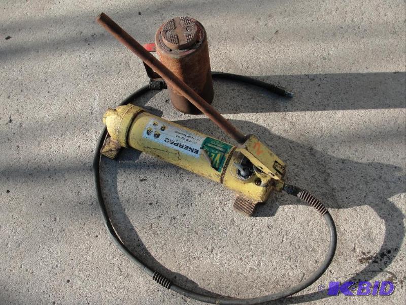 Hydraulic Hand Pump