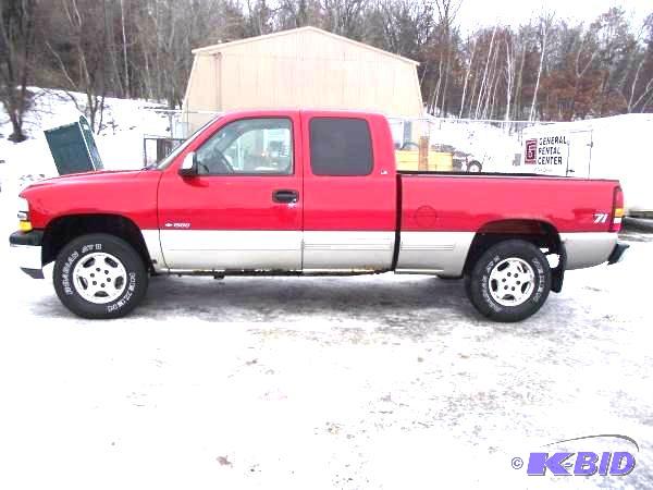lot 1 image: Year 1999 Make Chevrolet Model Silverado V...