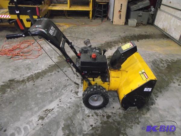 lot 14 image: Brute Snow Blower   For parts or repair ...
