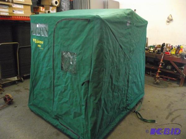 lot 16 image: Eskimo Portable Fish House   Pulls like a sle...