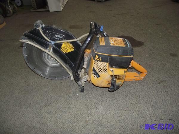 lot 32 image: Partner 14" Maniac Concrete Saw   Starts...