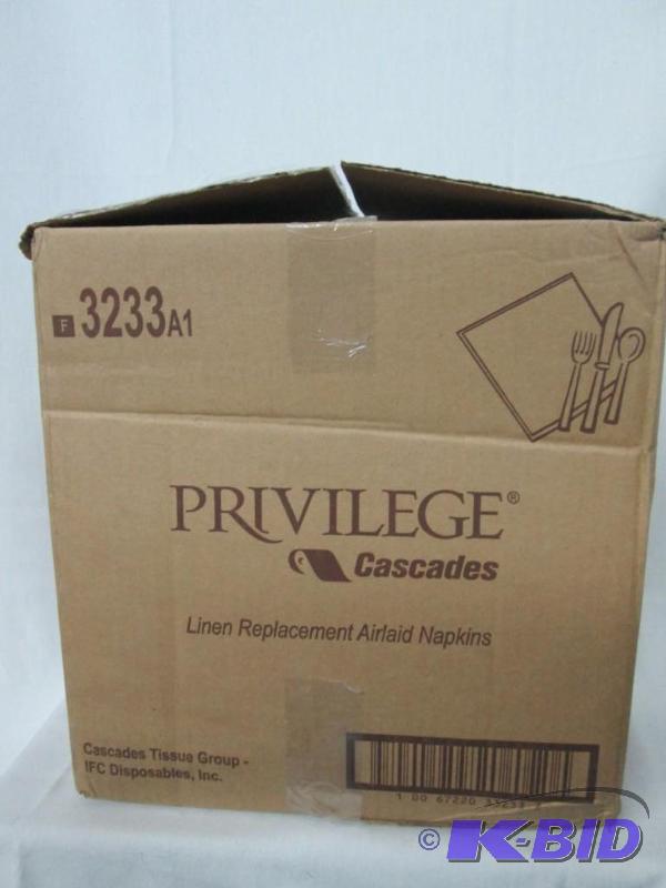 lot 15 image: Linen Replacement Airlaid Napkins