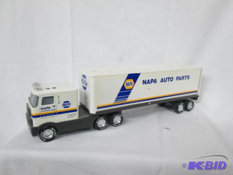 lot 26 image: NAPA Toy Semi-Truck