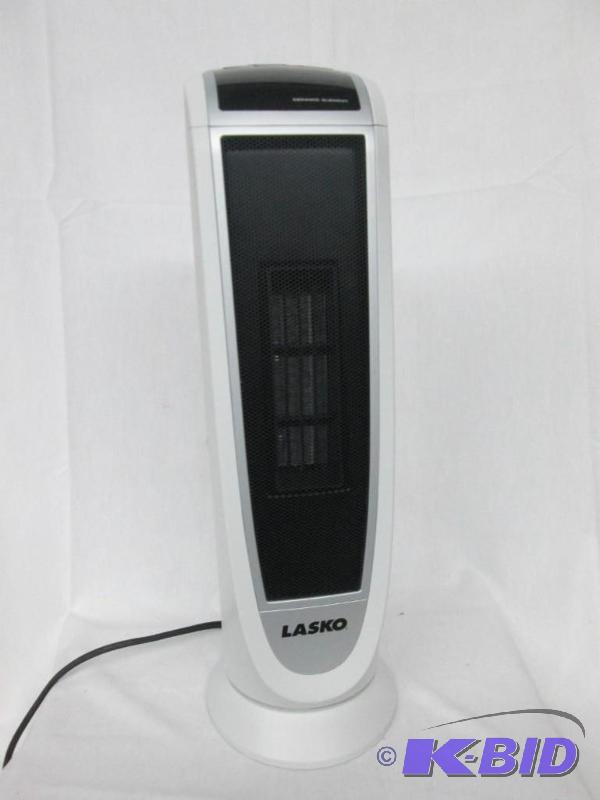 lot 35 image: Lasko Digital Ceramic Tower Heater