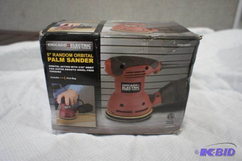lot 17 image: Chicago Electric In Box 5" Random Orbita...