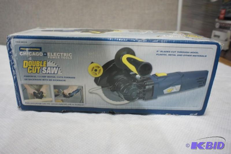 lot 28 image: Chicago Electric Double Cut Saw - #68316 - Pl...