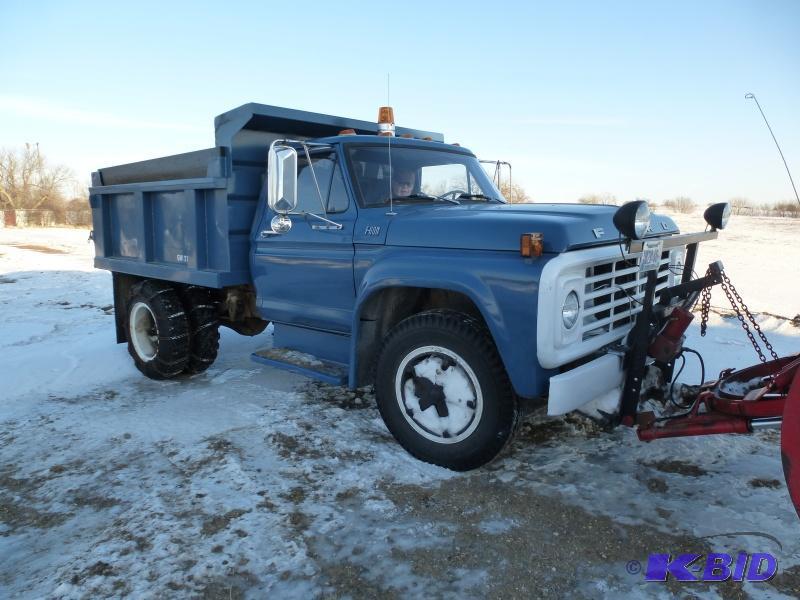 1979 Ford F-600 Dump Truck: Has 370 V8 engine... | NCS 1979 Ford F-600