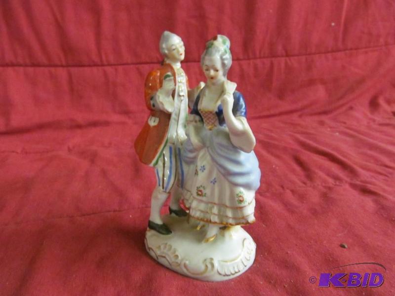 Figurine