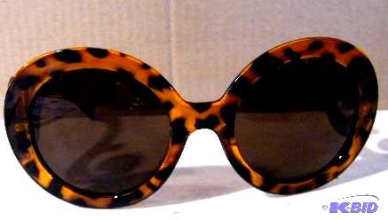 lot 116 image: Crazy Freaky Super Weird Pair of Sunglasses -...