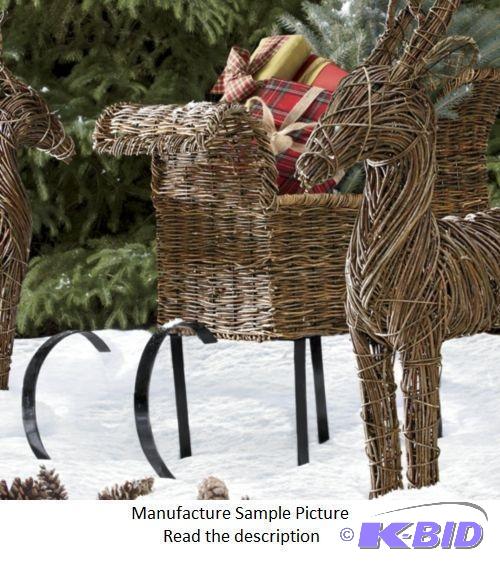 lot 205 image: Natural Vine Sleigh - Crafted with sturdy, pa...