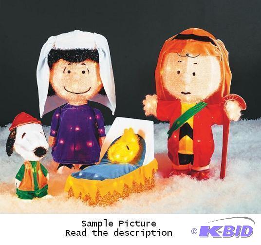 lot 306 image: Peanuts Nativity - 4-Piece 3-D IndoorOutdoor...