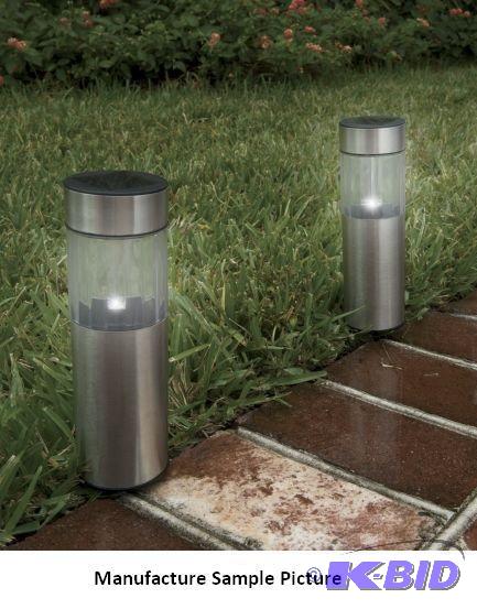 lot 89 image: Two Solar Lights - Light the way with these c...