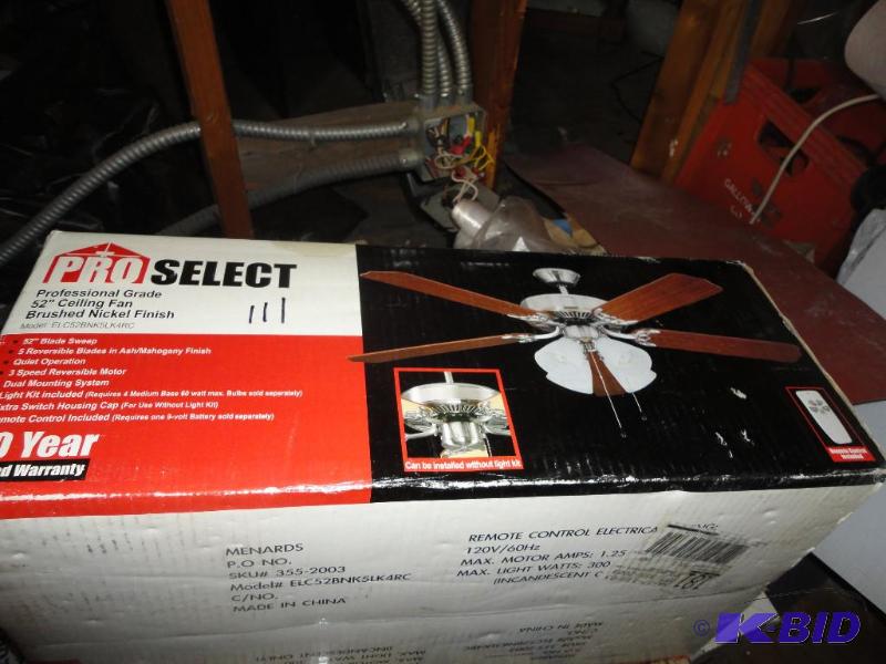 lot 111 image: Pro select 4 light ceiling fan New in box...