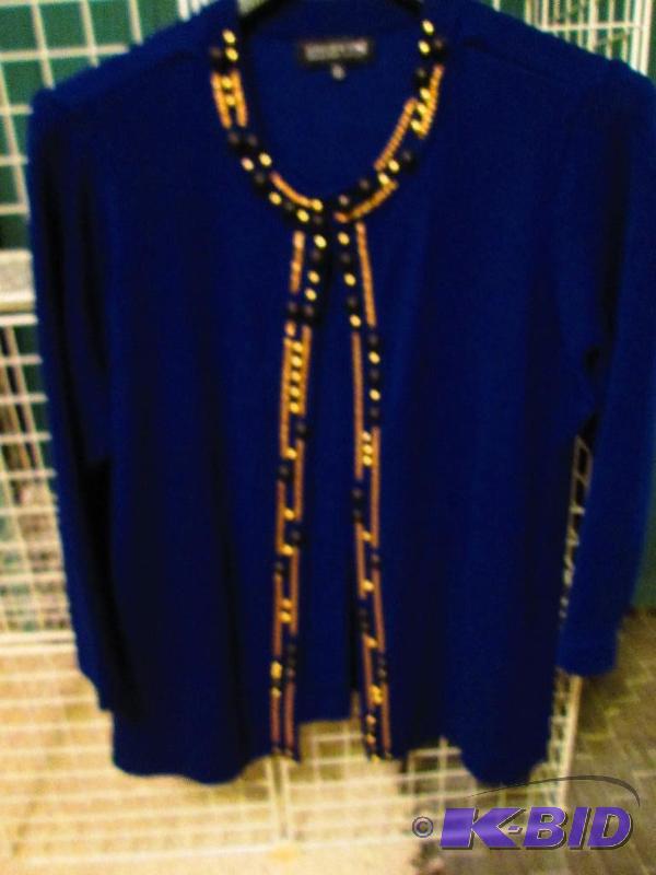 lot 100 image: Jones New York ladies top, size 2X...