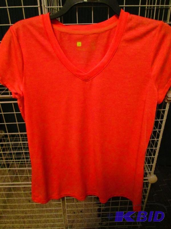 lot 111 image: Xersion ladies top, size M...