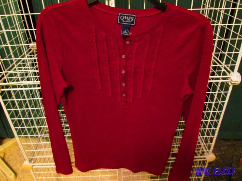 lot 113 image: Chaps classic ladies top size S...