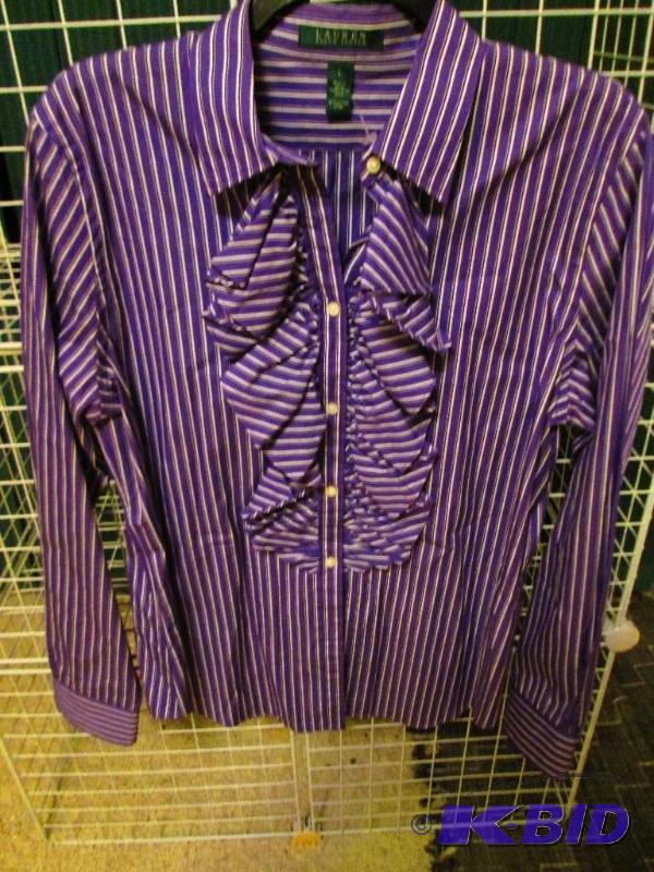 lot 129 image: Ralph Lauren ladies top, size L...