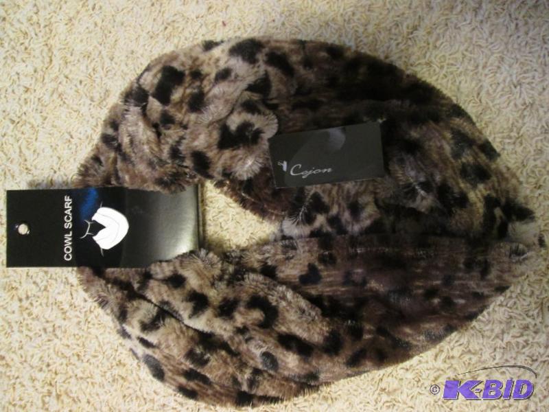 lot 161 image: Ladies Cowl scarf by Cejon, MSRP $39.00...