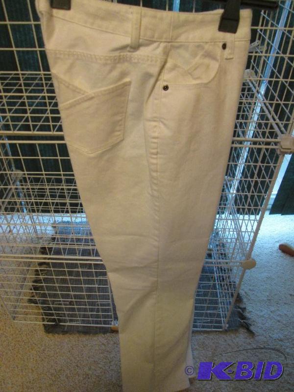 lot 170 image: Ladies white slacks, Christopher and Banks, s...