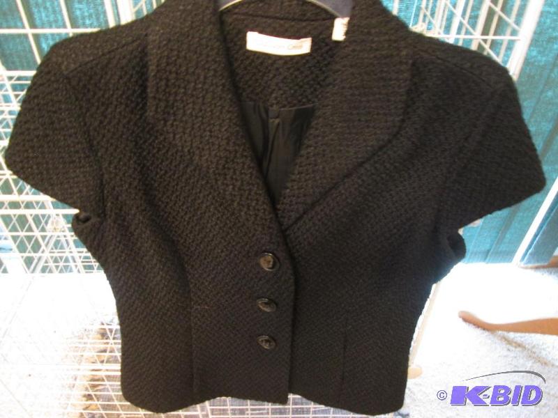 lot 211 image: Coldwater Creek ladies vest, size 10...