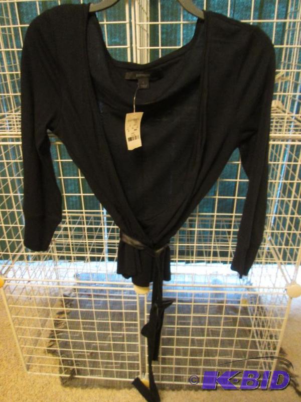 lot 253 image: Ladies shirt by Express, size L...