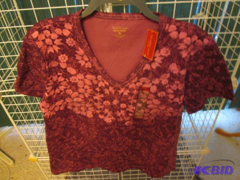 lot 270 image: Ladies shirt by Northcrest, Size XL...