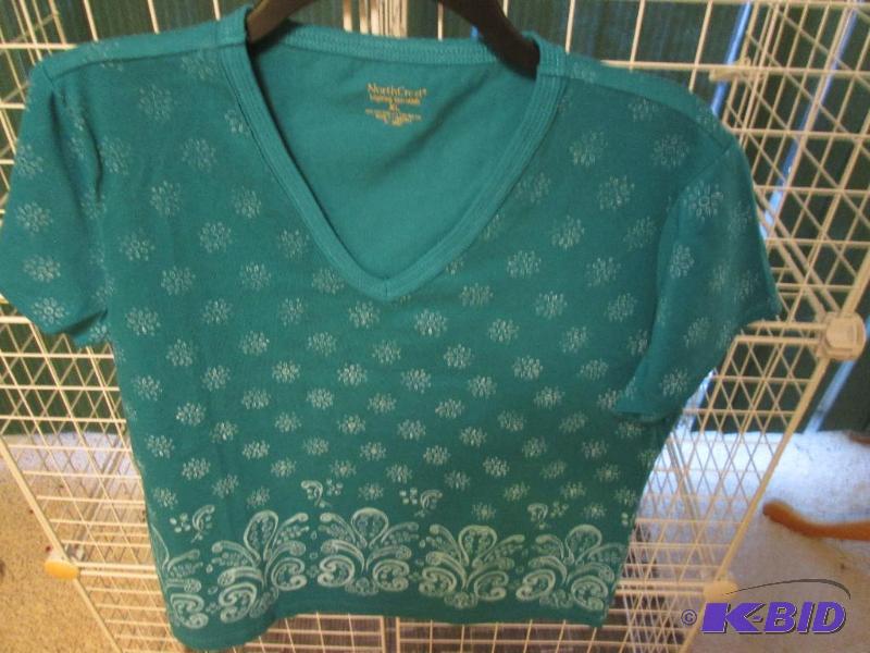 lot 271 image: Ladies shirt by Northcrest, Size XL...