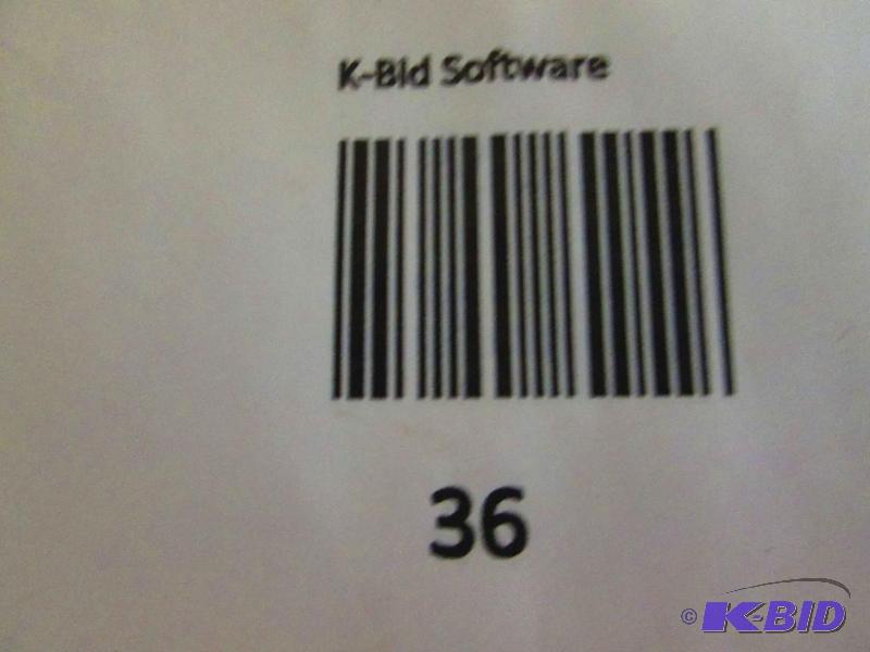 lot 36 image: Mens Social Republic T-Shirt, size XXL...