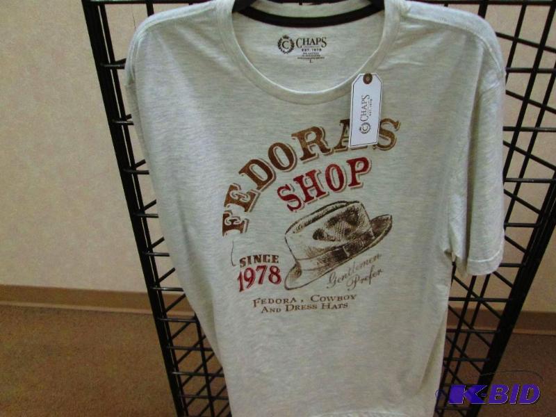 lot 37 image: Mens Chaps T-Shirt, size L MSRP $29.50...