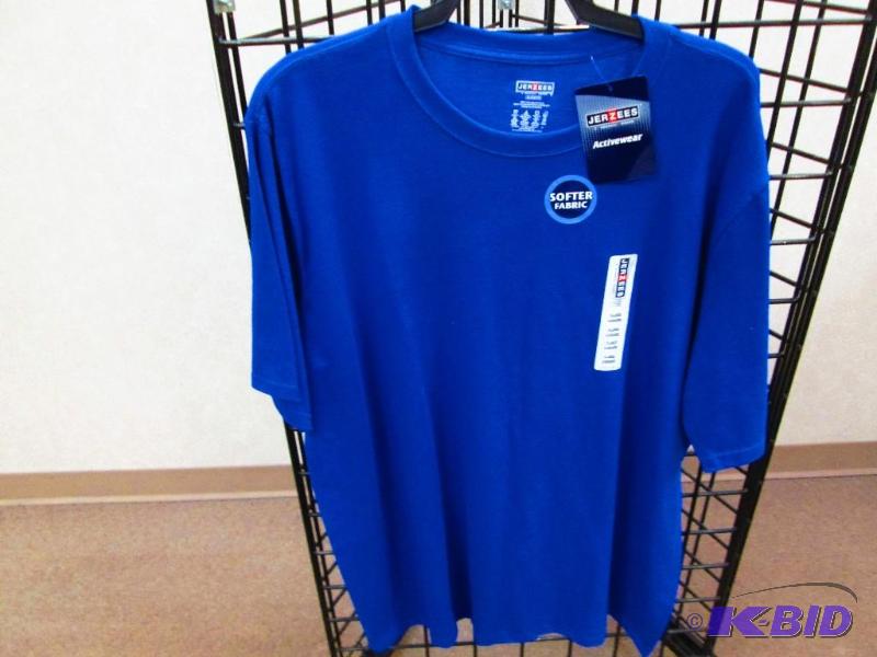 lot 39 image: Mens Jerzees T-Shirt size XL...