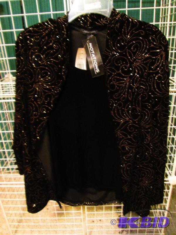 lot 68 image: Ladies top, by Notations, size S...