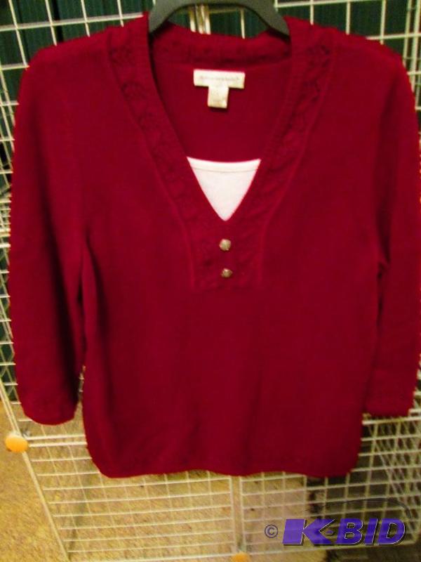 lot 82 image: Christopher & Banks size S...