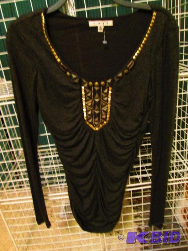 lot 95 image: Cabi ladies top, size S...