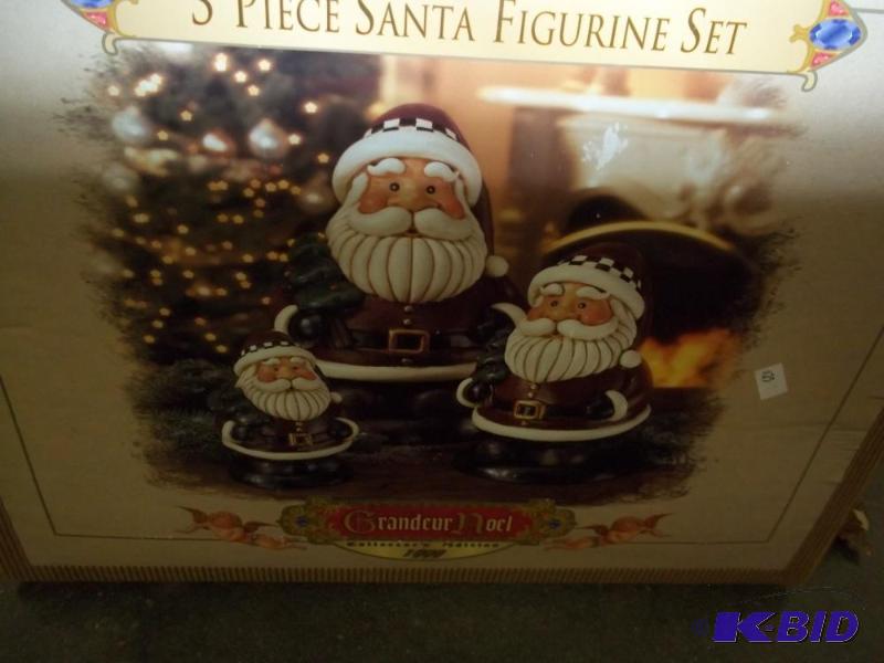 3 piece Santa figurine set Christmas Decorati...