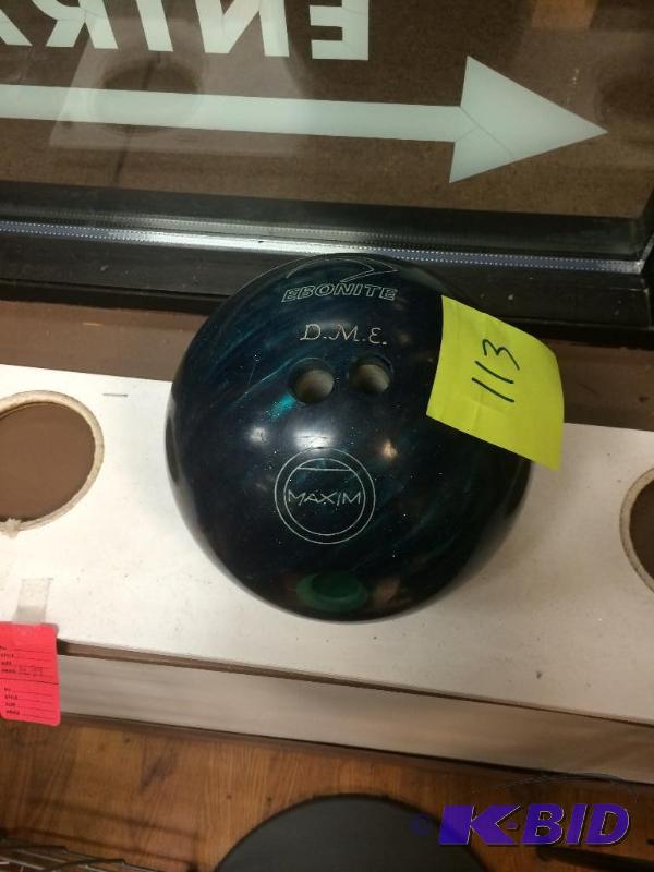 lot 113 image: bowling ball